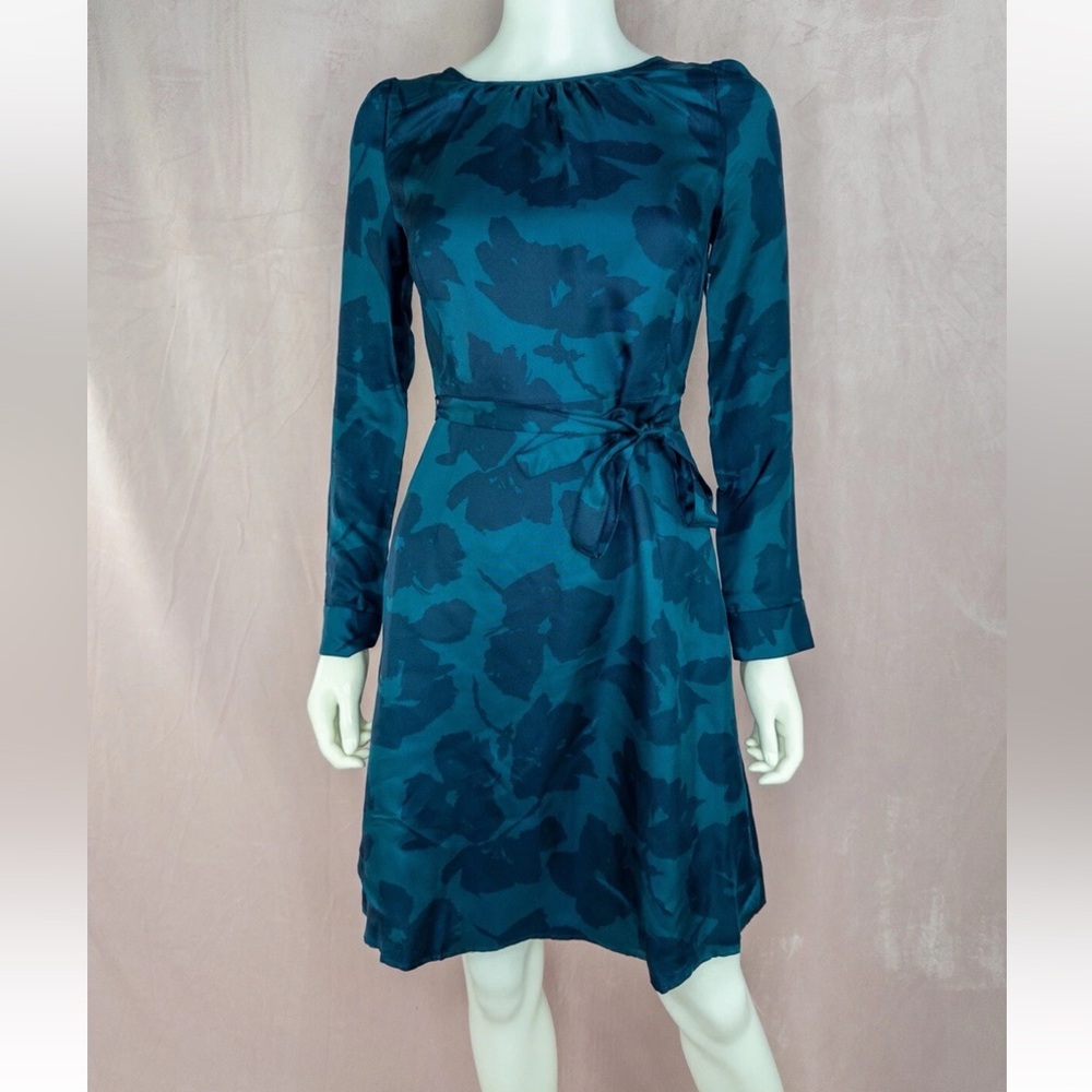 Tocca Womens 100% Silk Blue Floral Dress Size 2 Belt